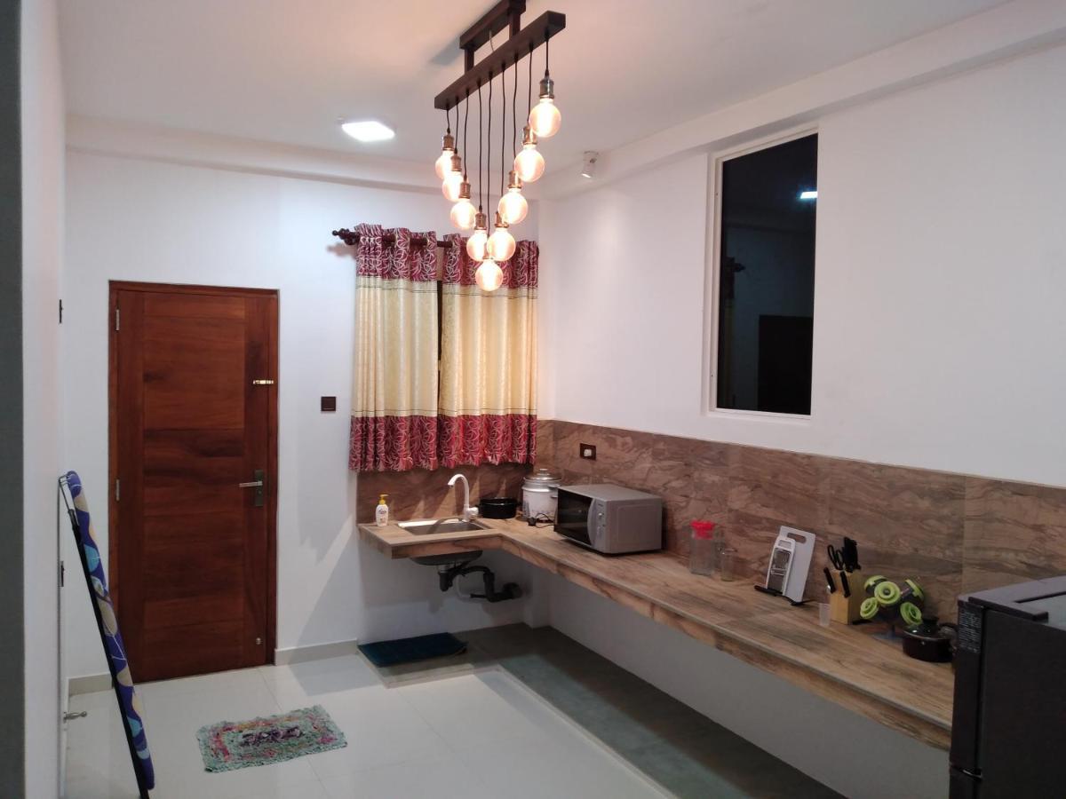 Golden Villa อัมบาลังโกดา ภายนอก รูปภาพ